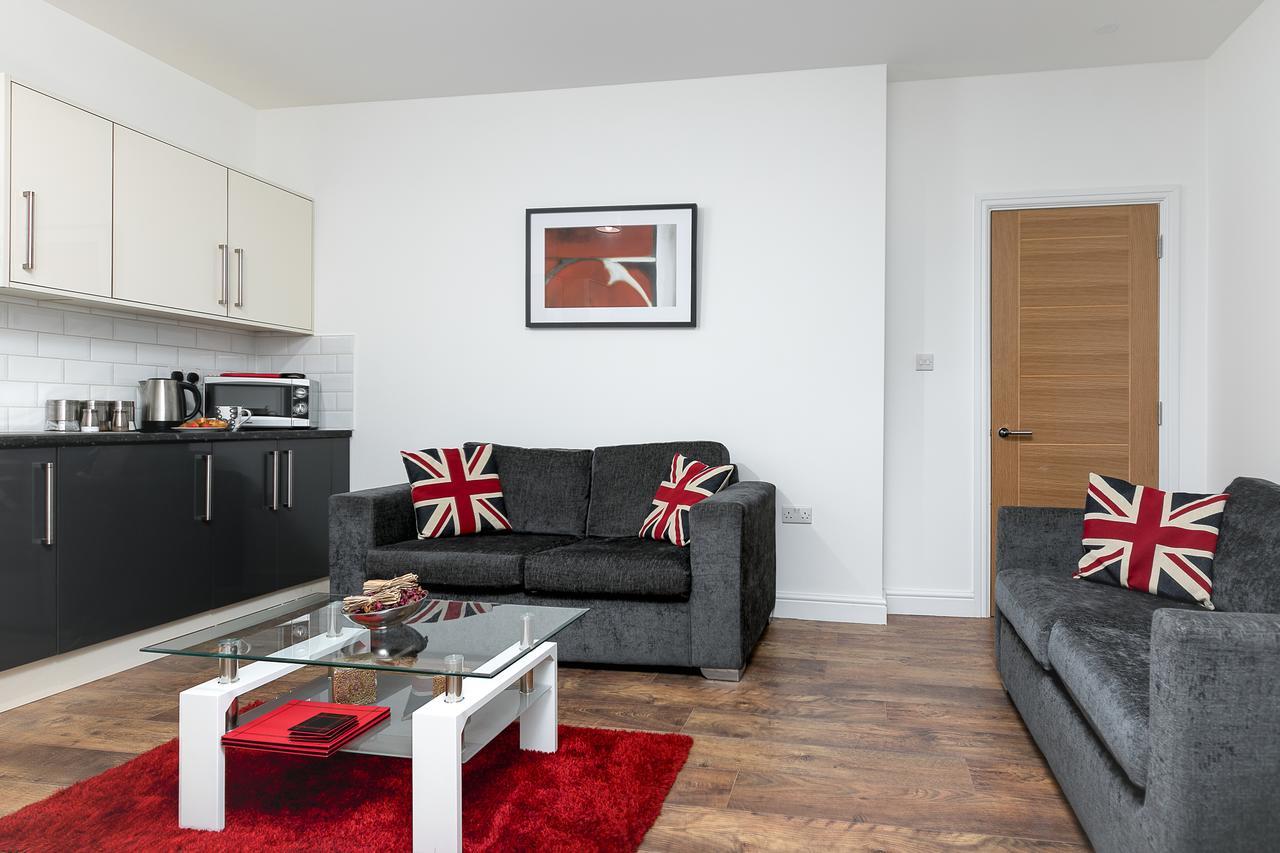 Kvm - City Apartment 9 - Contractors - Town Centre By Kvm Stays Питерборо Екстериор снимка